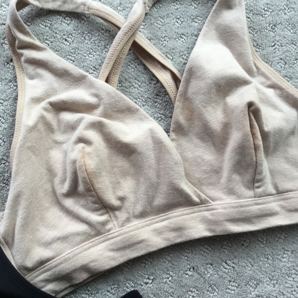 Set of nursing bras - Picture 3 of 6